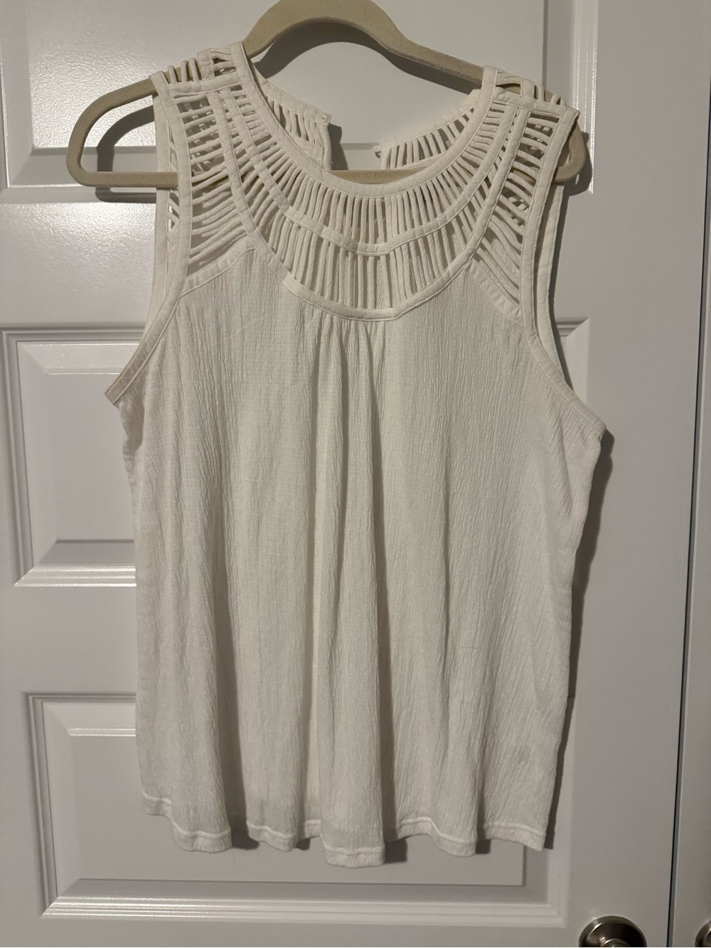 Sleeveless Cream Crochet Yoke Camisole